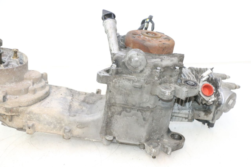 photo de MOTOR SYM ORBIT 2 4T 50 (2008 - 2017) - Estado da superfície