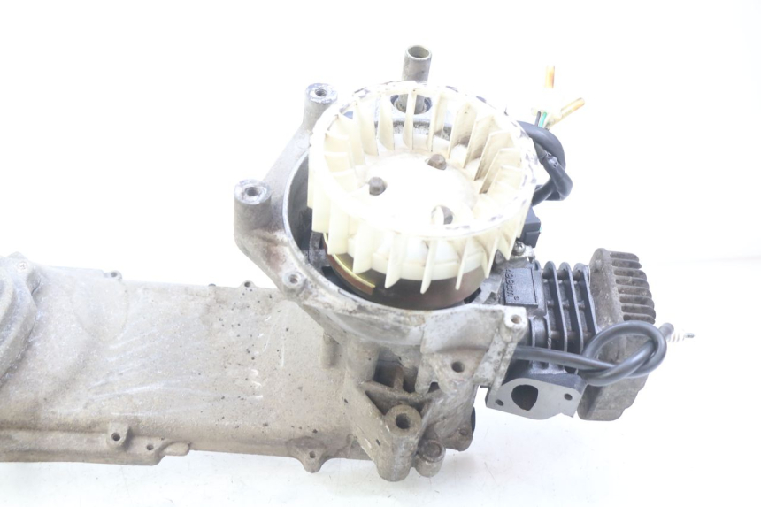 photo de MOTOR TNT MOTOR OTTO 2T 50 (2012 - 2018) - Outro ângulo de visão