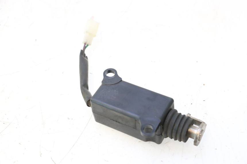 photo de MOTOR DE ABERTURA DO BAÚ SYM MIO 50 (2005 - 2010) - Ampliação técnica
