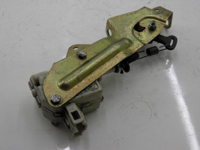 photo de MOTOR DE ABERTURA DO BAÚ PIAGGIO BEVERLY 125 (2005 - 2007) - Detalhe da peça