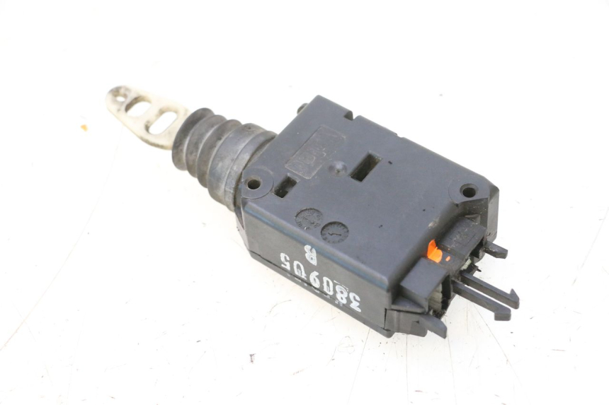 photo de MOTOR DE ABERTURA DO BAÚ PEUGEOT SATELIS COMPRESSOR K15 125 (2006 - 2009) - Vista principal
