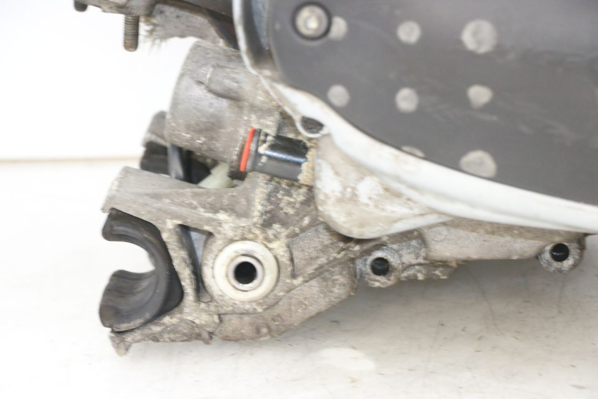 photo de MOTOR PEUGEOT ELYSTAR 125 (2002 - 2007) - Detalhes característicos