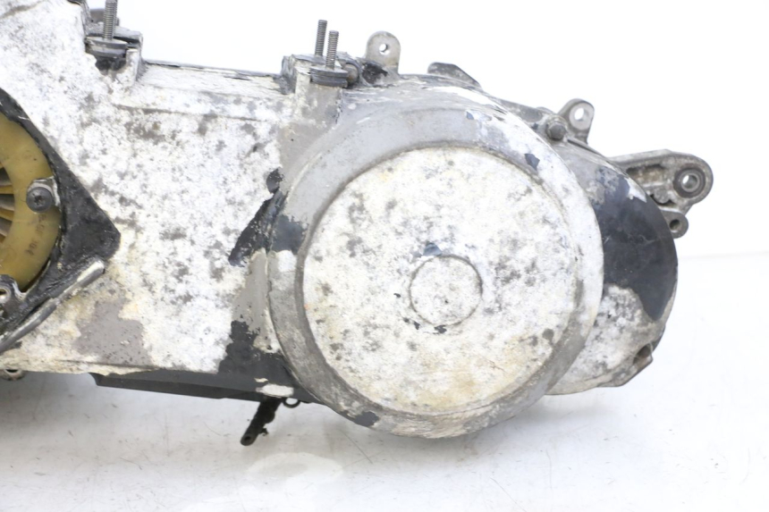 photo de MOTOR PEUGEOT SATELIS COMPRESSOR K15 125 (2006 - 2009) - Estado da superfície