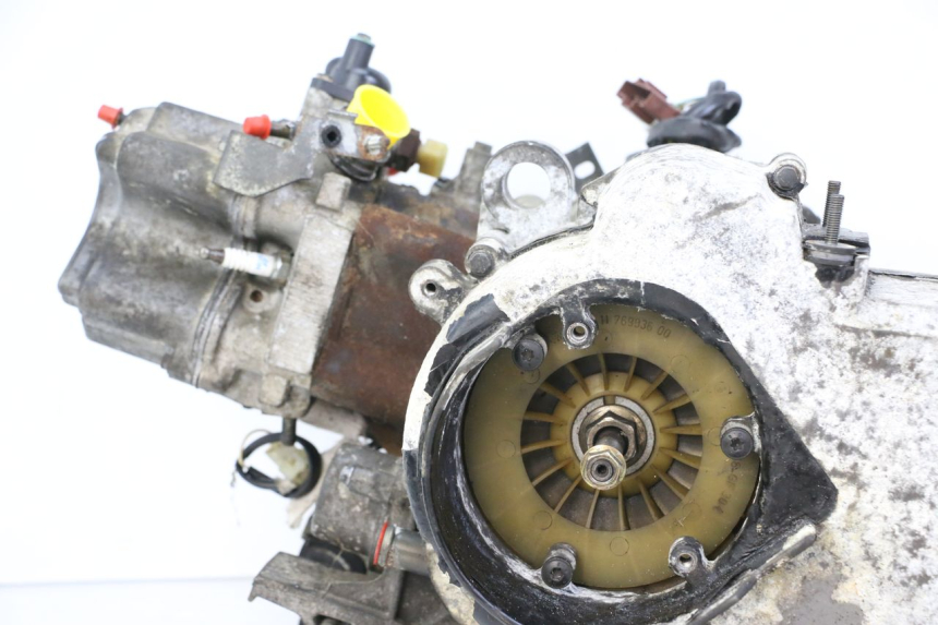 photo de MOTOR PEUGEOT SATELIS COMPRESSOR K15 125 (2006 - 2009) - Marcações e referências