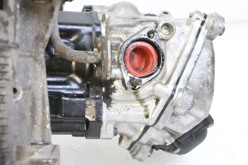 photo de MOTOR PIAGGIO VESPA GRANTURISMO 125 (2003 - 2007) - Zoom do estado de desgaste