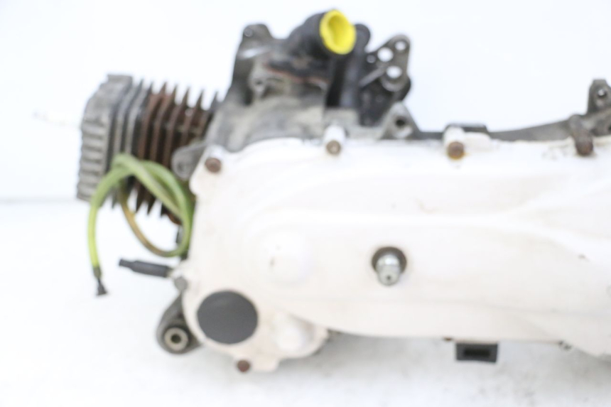 photo de MOTOR PIAGGIO VESPA LX 2T 50 (2005 - 2013) - Zoom do estado de desgaste