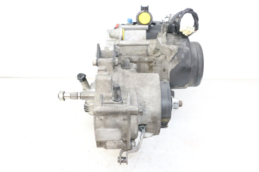 photo de MOTOR PIAGGIO VESPA LX IE 125 (2010 - 2012) - Detalhes característicos