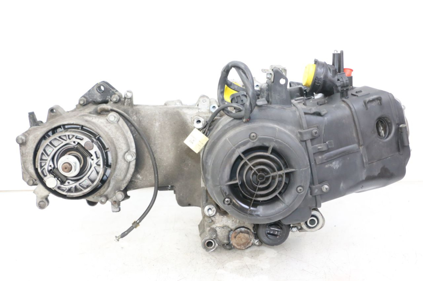 photo de MOTOR PIAGGIO VESPA LX IE 125 (2010 - 2012) - Inspeção visual