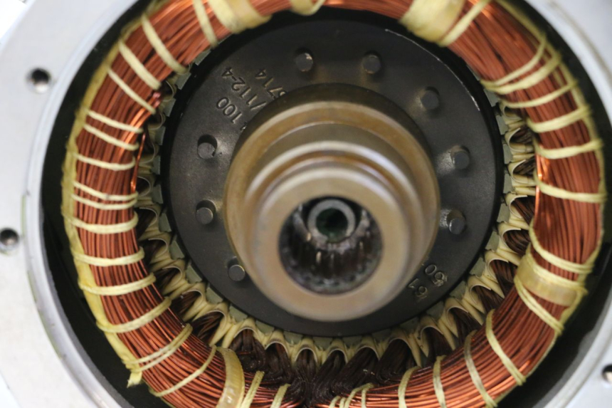 photo de MOTOR LIGIER PULSE 3 1 (2014 - 2020) - Outro ângulo de visão