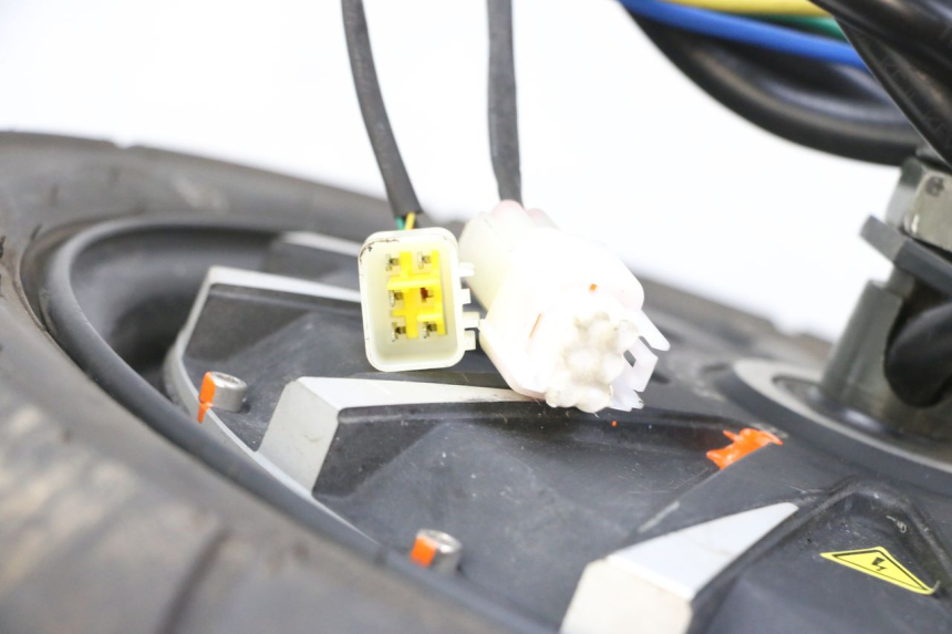 photo de MOTOR EFUN PUSA 1 - Outro ângulo de visão