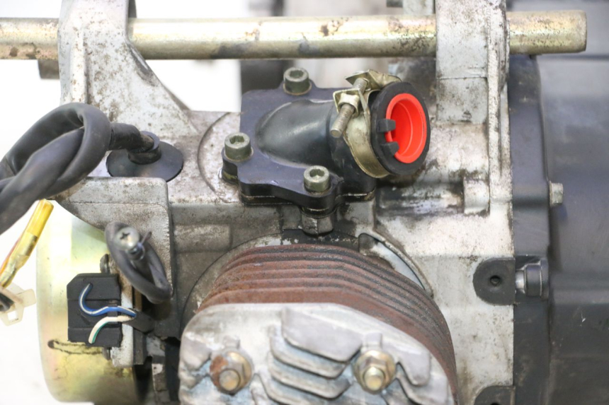 photo de MOTOR ORCAL RAPTOR 50 (2015 - 2021) - Detalhes característicos