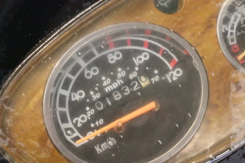 photo de MOTOR YIYING RETRO 125 (2008 - 2018) - Ampliação técnica