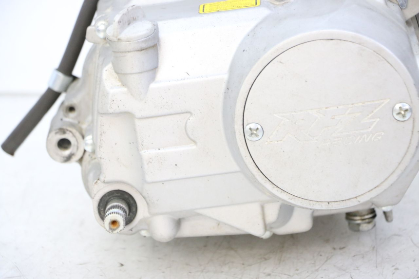 photo de MOTOR APOLLO RFZ 125 - Marcações e referências