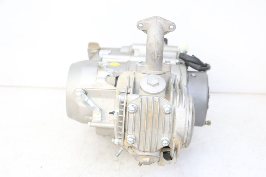 photo de MOTOR APOLLO RFZ 125 - Pontos de fixação