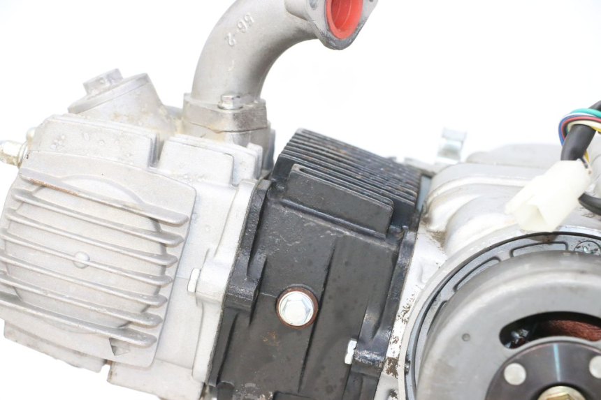photo de MOTOR APOLLO RFZ 125 - Inspeção visual