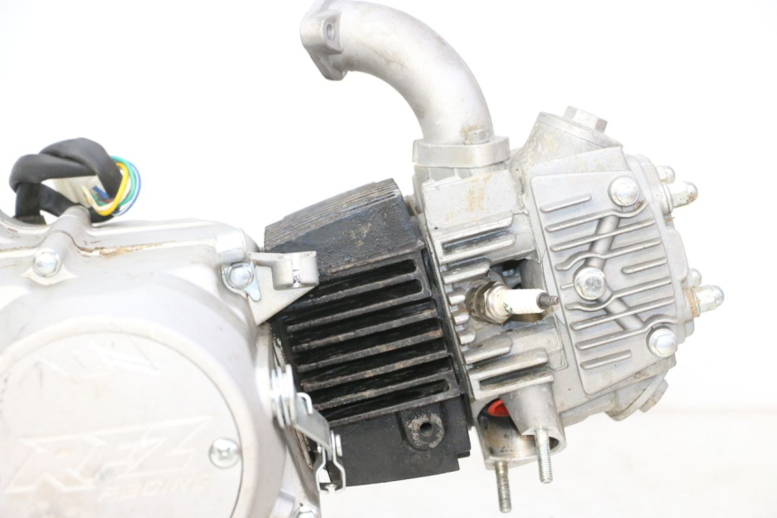 photo de MOTOR APOLLO RFZ 125 - Marcações e referências