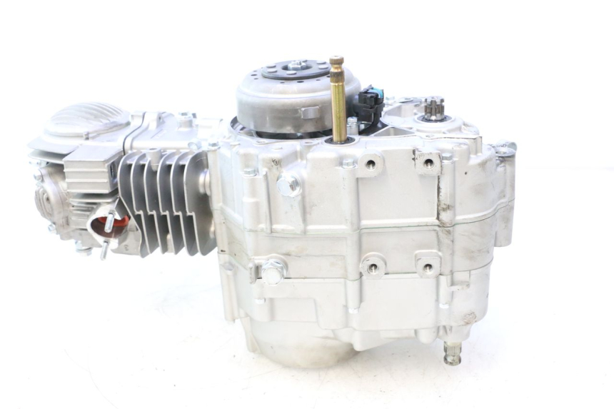 photo de MOTOR APOLLO RFZ 150 - Detalhe da peça