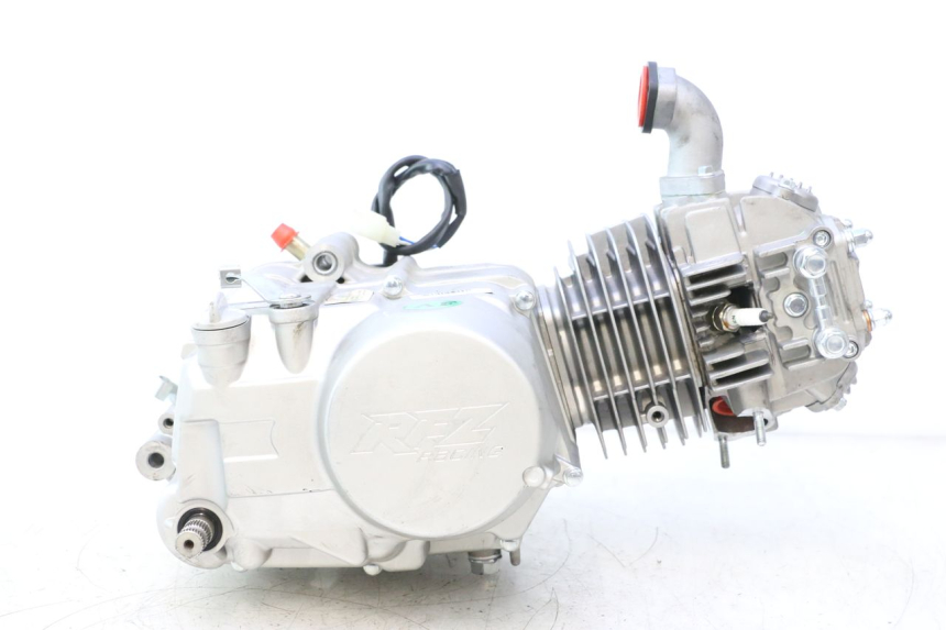 photo de MOTOR APOLLO RFZ 150 - Vista do produto