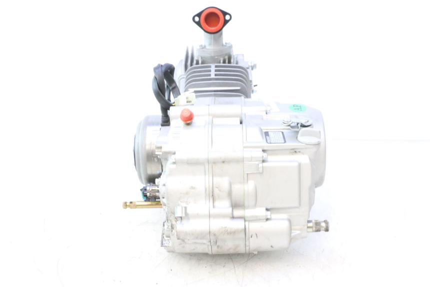 photo de MOTOR APOLLO RFZ 150 - Ampliação dos componentes