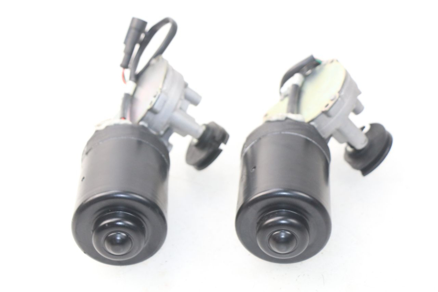 photo de MOTOR ROLL LOCK PEUGEOT METROPOLIS 400 (2017 - 2020) - Outro ângulo de visão