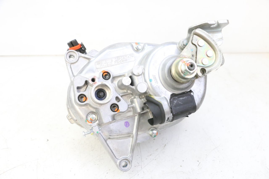 photo de MOTOR ROLL LOCK PIAGGIO MP3 HPE 310 (2024 - 2025) - Vista principal