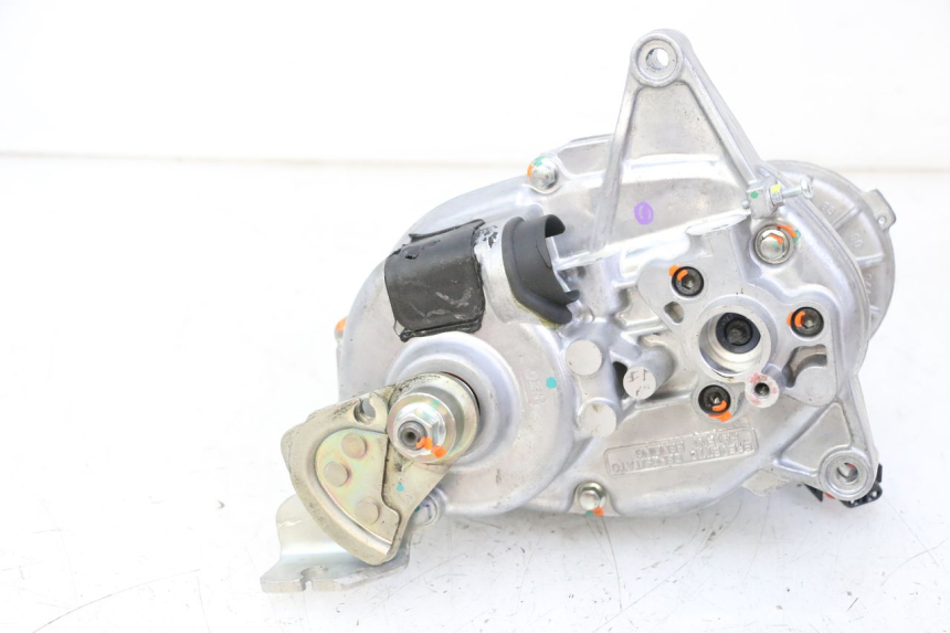 photo de MOTOR ROLL LOCK PIAGGIO MP3 HPE 310 (2024 - 2025) - Detalhe da peça
