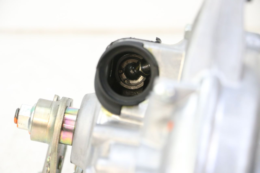 photo de MOTOR ROLL LOCK PIAGGIO MP3 HPE 310 (2024 - 2025) - Ampliação dos componentes
