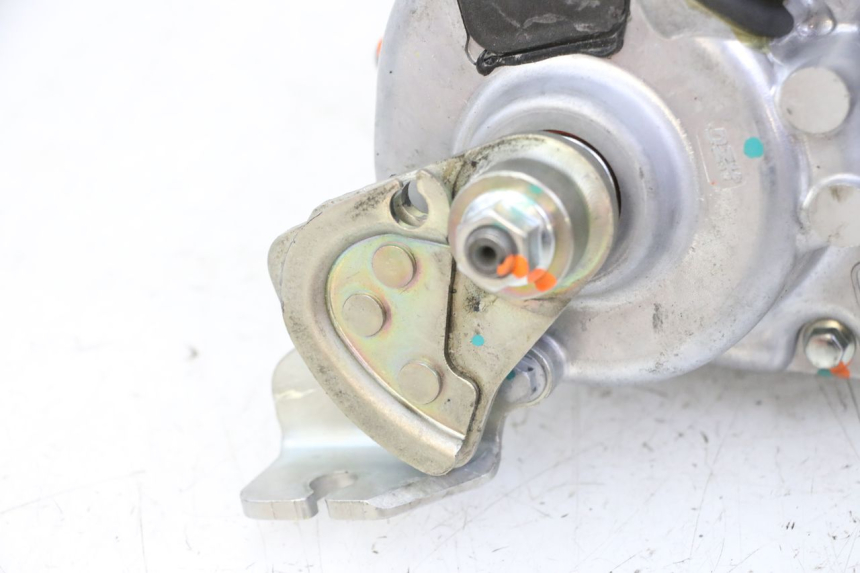 photo de MOTOR ROLL LOCK PIAGGIO MP3 HPE 310 (2024 - 2025) - Inspeção visual