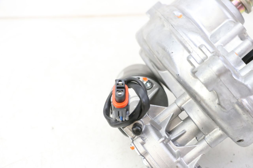 photo de MOTOR ROLL LOCK PIAGGIO MP3 HPE 310 (2024 - 2025) - Vista geral