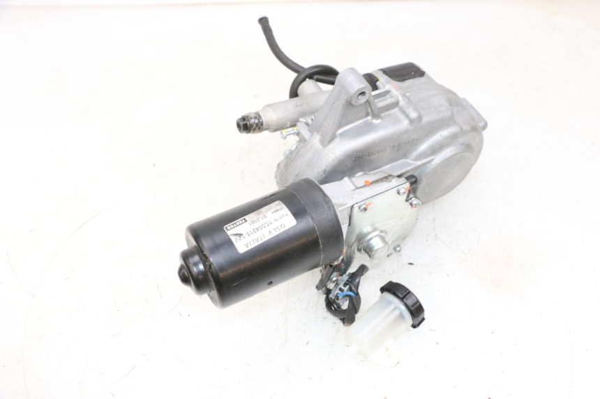 photo de MOTOR ROLL LOCK PIAGGIO MP3 HPE 300 (2019 - 2026) - Outro ângulo de visão