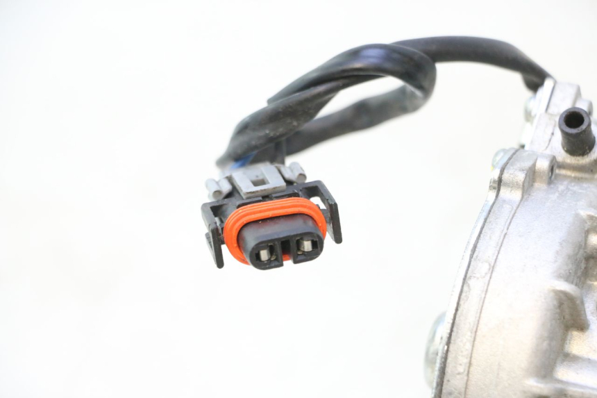 photo de MOTOR ROLL LOCK PIAGGIO MP3 HPE 530 (2022 - 2026) - Vista do produto