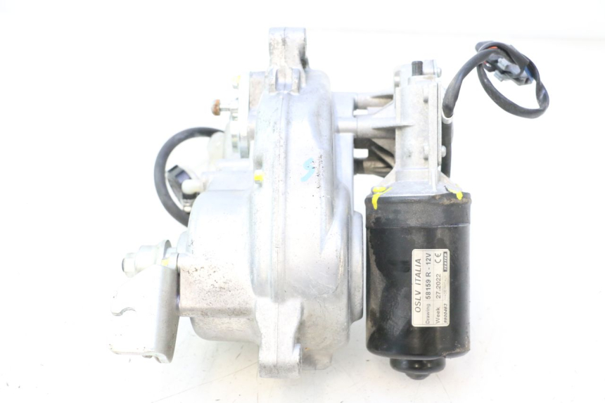 photo de MOTOR ROLL LOCK PIAGGIO MP3 HPE 530 (2022 - 2026) - Imagem adicional