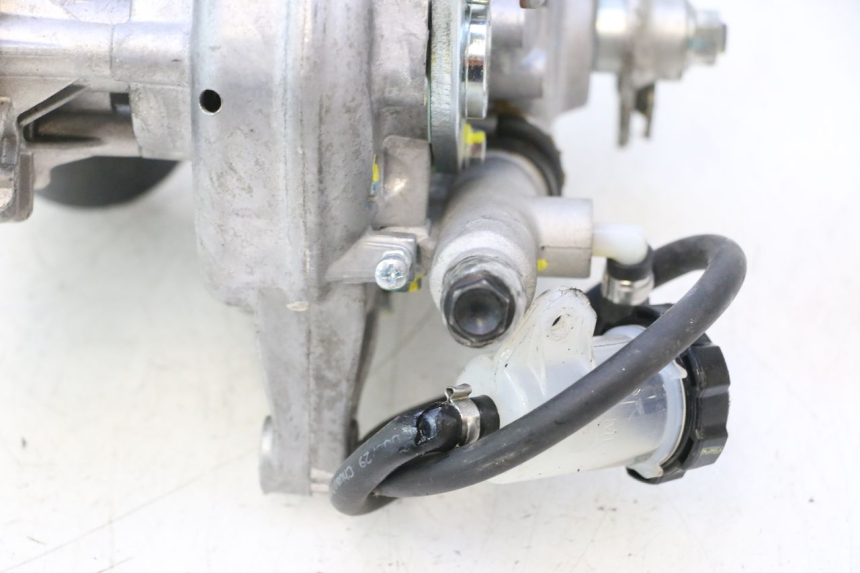 photo de MOTOR ROLL LOCK PIAGGIO MP3 HPE 530 (2022 - 2026) - Peça verificada
