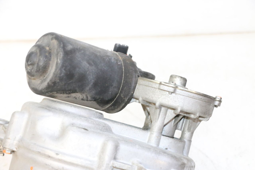 photo de MOTOR ROLL LOCK PIAGGIO MP3 LT 300 (2010 - 2016) - Pontos de fixação