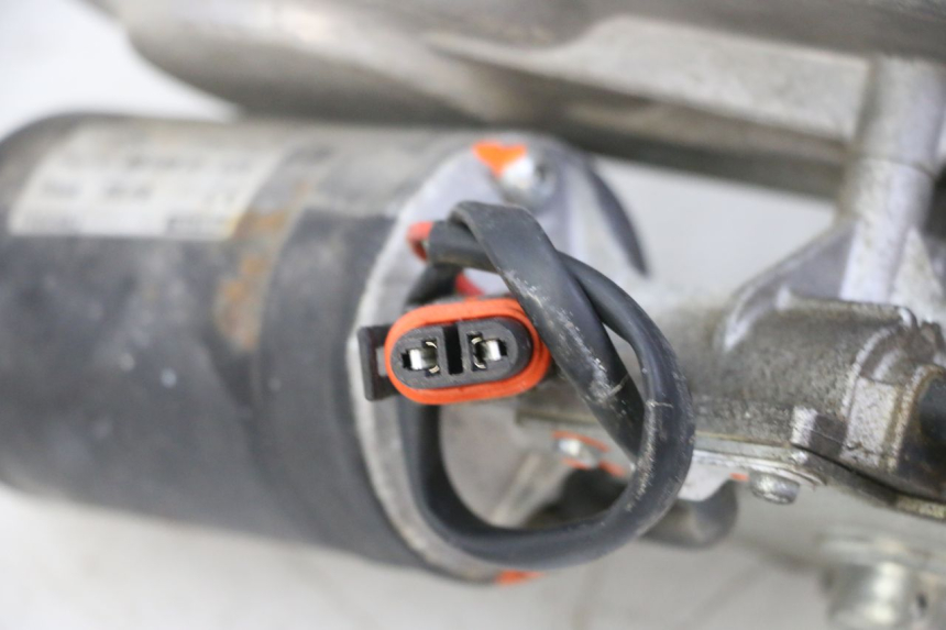 photo de MOTOR ROLL LOCK PIAGGIO MP3 RL 250 (2006 - 2010) - Zoom do estado de desgaste