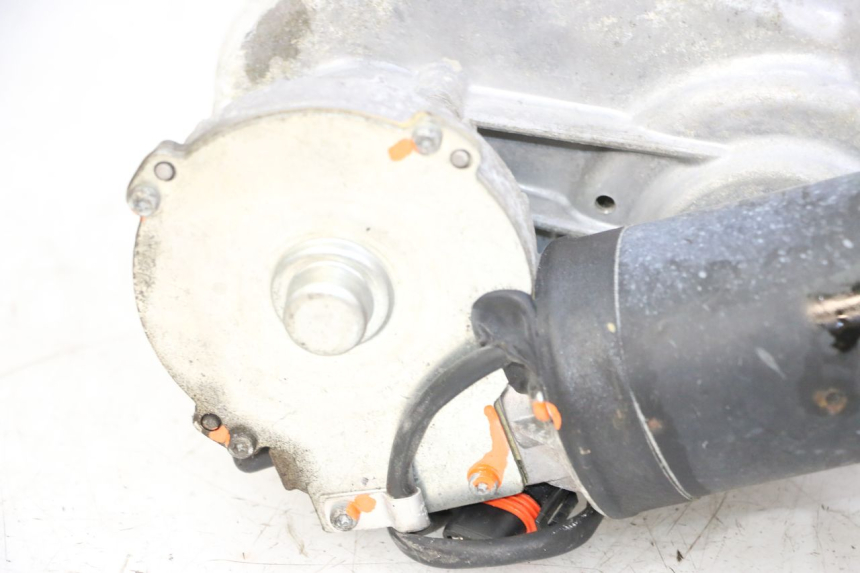 photo de MOTOR ROLL LOCK PIAGGIO MP3 RL 250 (2006 - 2010) - Pontos de fixação