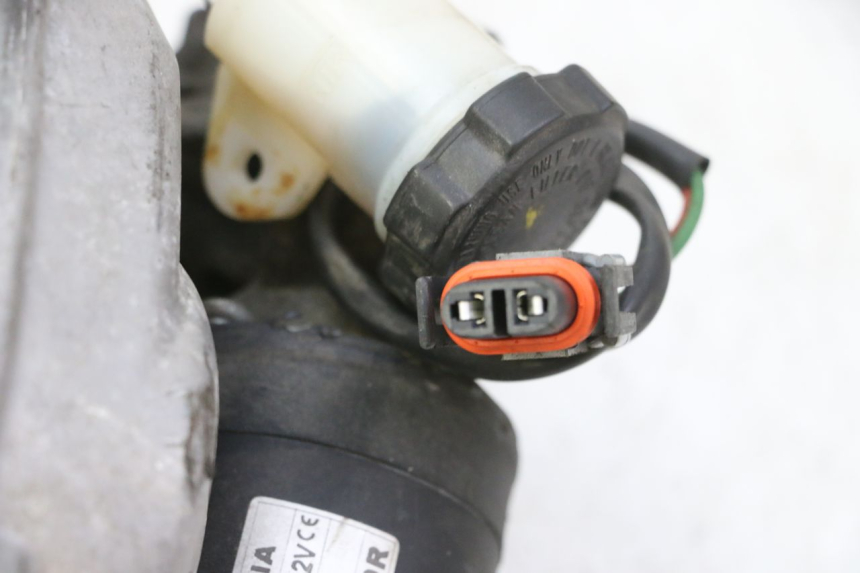photo de MOTOR ROLL LOCK PIAGGIO MP3 RL 250 (2006 - 2010) - Detalhes característicos