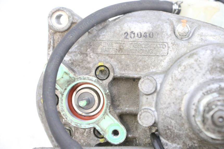 photo de MOTOR ROLL LOCK PIAGGIO MP3 125 (2006 - 2014) - Ampliação dos componentes