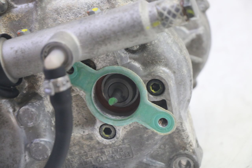 photo de MOTOR ROLL LOCK PIAGGIO MP3 RL 250 (2006 - 2010) - Detalhe da peça