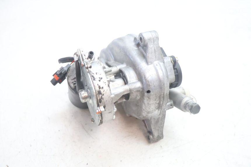 photo de MOTOR ROLL LOCK PIAGGIO MP3 125 (2006 - 2014) - Pontos de fixação