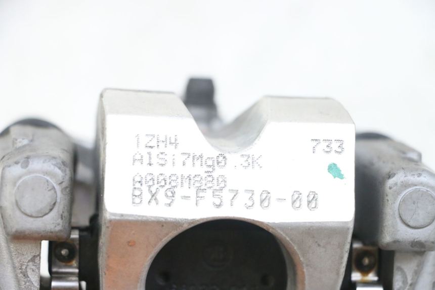 photo de MOTOR ROLL LOCK YAMAHA TRICITY 300 (2020 - 2024) - Detalhe da peça