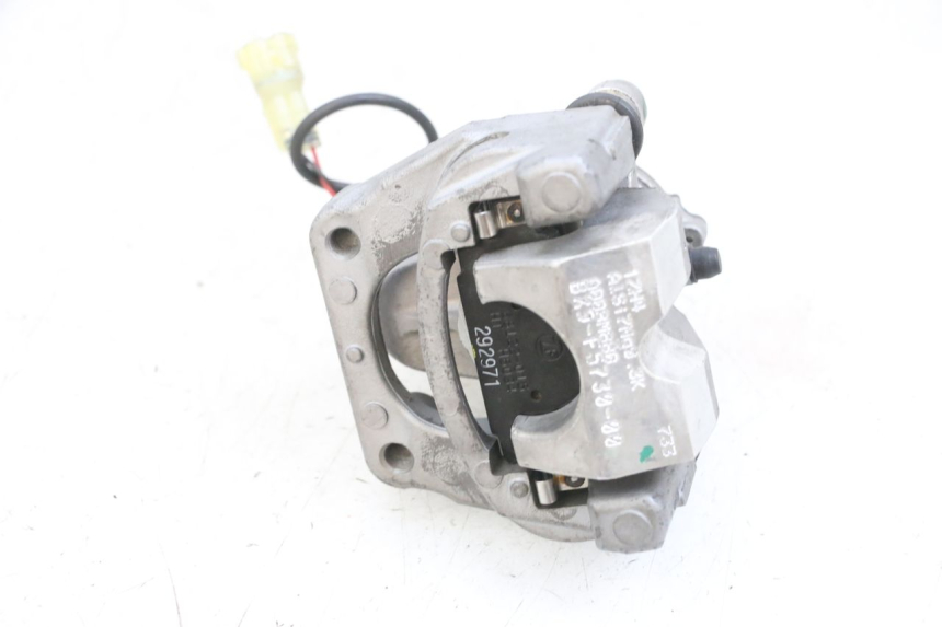 photo de MOTOR ROLL LOCK YAMAHA TRICITY 300 (2020 - 2024) - Pontos de fixação