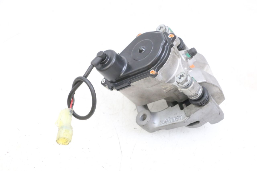 photo de MOTOR ROLL LOCK YAMAHA TRICITY 300 (2020 - 2024) - Peça verificada