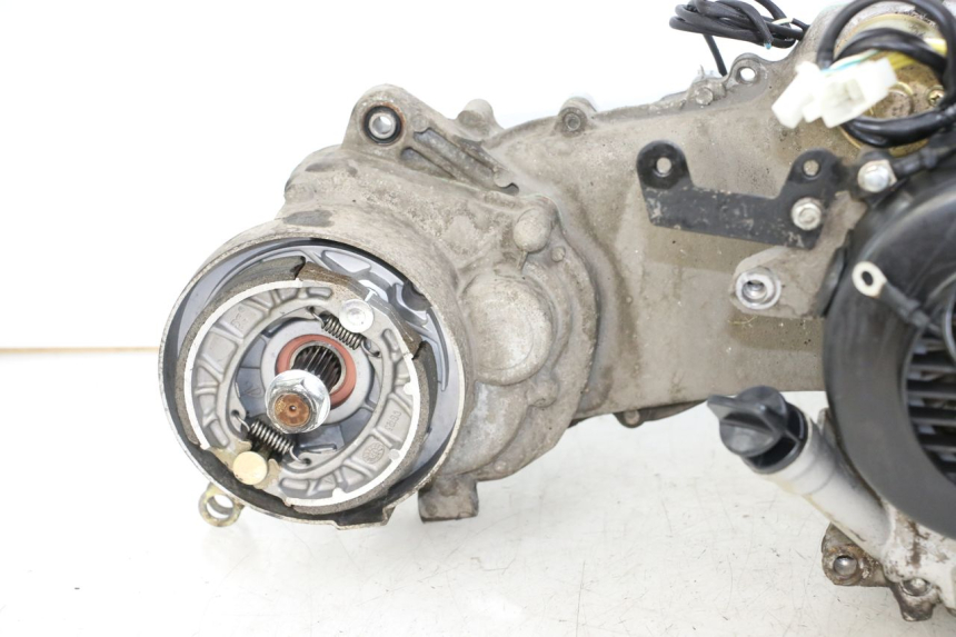 photo de MOTOR TNT MOTOR ROMA 10' 4T 50 (2019 - 2022) - Pontos de fixação