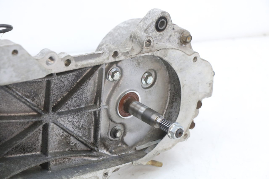 photo de MOTOR TNT MOTOR ROMA 10' 4T 50 (2007 - 2018) - Zoom do estado de desgaste