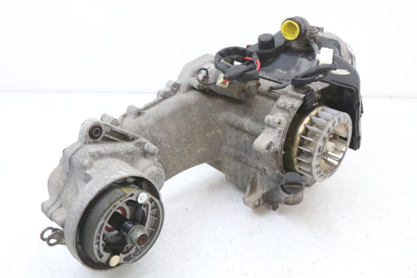 photo de MOTOR TNT MOTOR ROMA 10' 4T 50 (2007 - 2018) - Vista geral