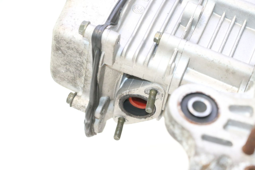 photo de MOTOR TNT MOTOR ROMA 10' 4T 50 (2007 - 2018) - Estado da superfície