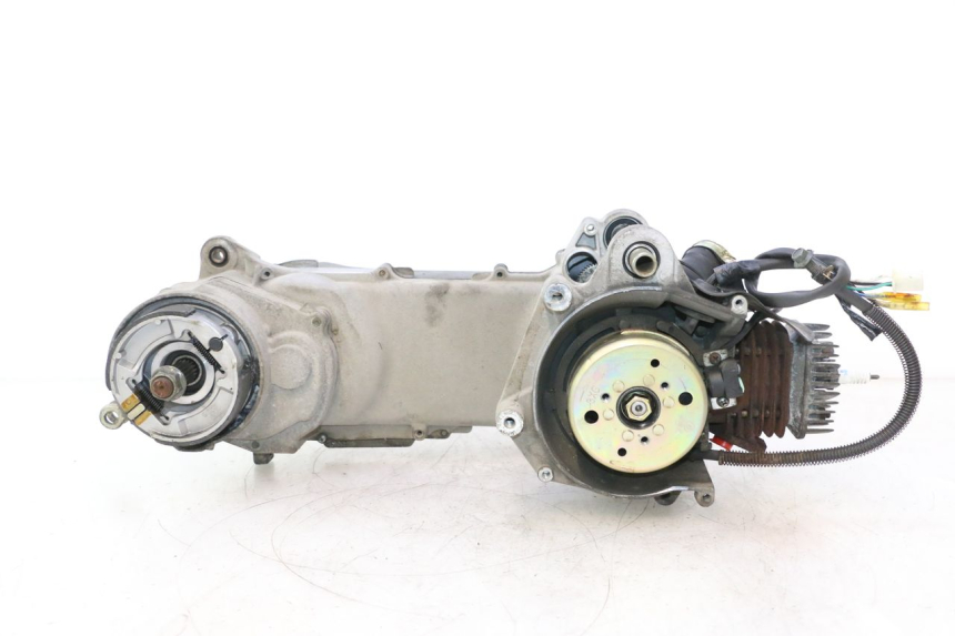 photo de MOTOR TNT MOTOR ROMA 12' 2T 50 (2007 - 2018) - Imagem adicional
