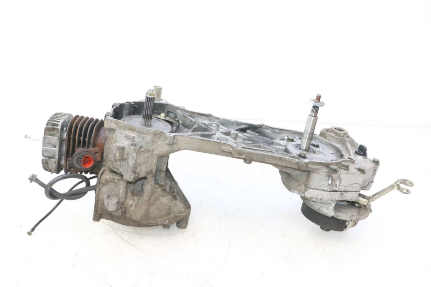 photo de MOTOR TNT MOTOR ROMA 12' 2T 50 (2007 - 2018) - Pontos de fixação