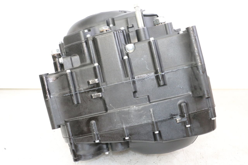 photo de MOTOR ROYAL ENFIELD SCRAM 411 (2022 - 2024) - Detalhe da peça